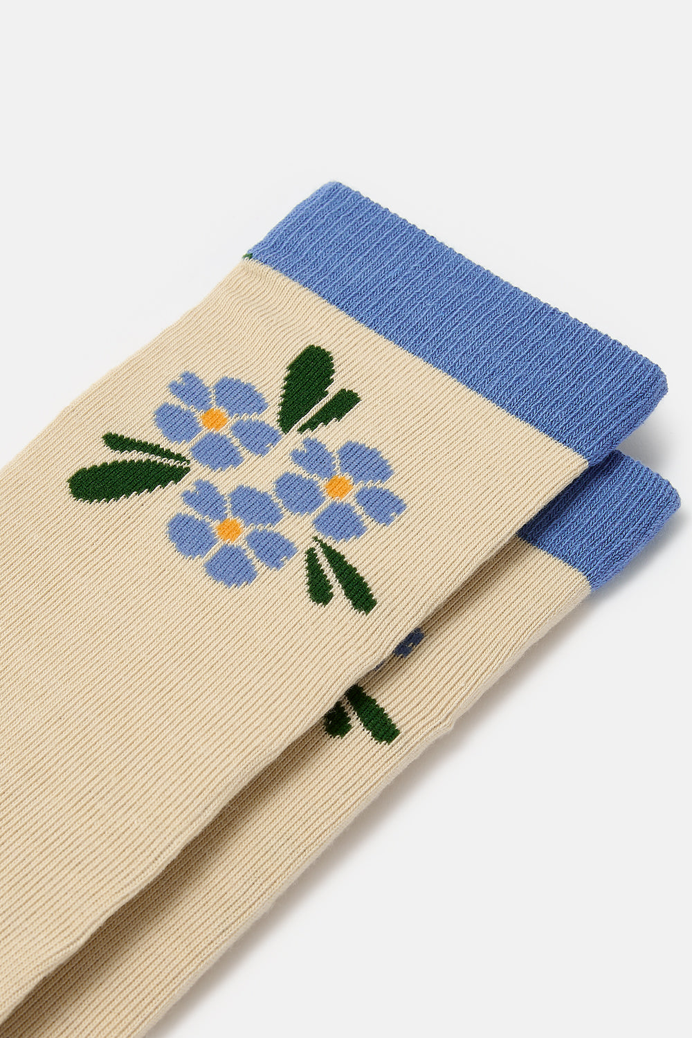 JoJo - Cotton Socks in Blue Flower Embroidery