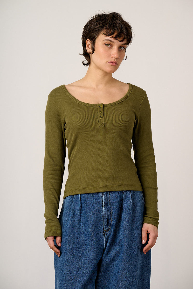 Lana - Cotton Long Sleeve Rib Top in Khaki