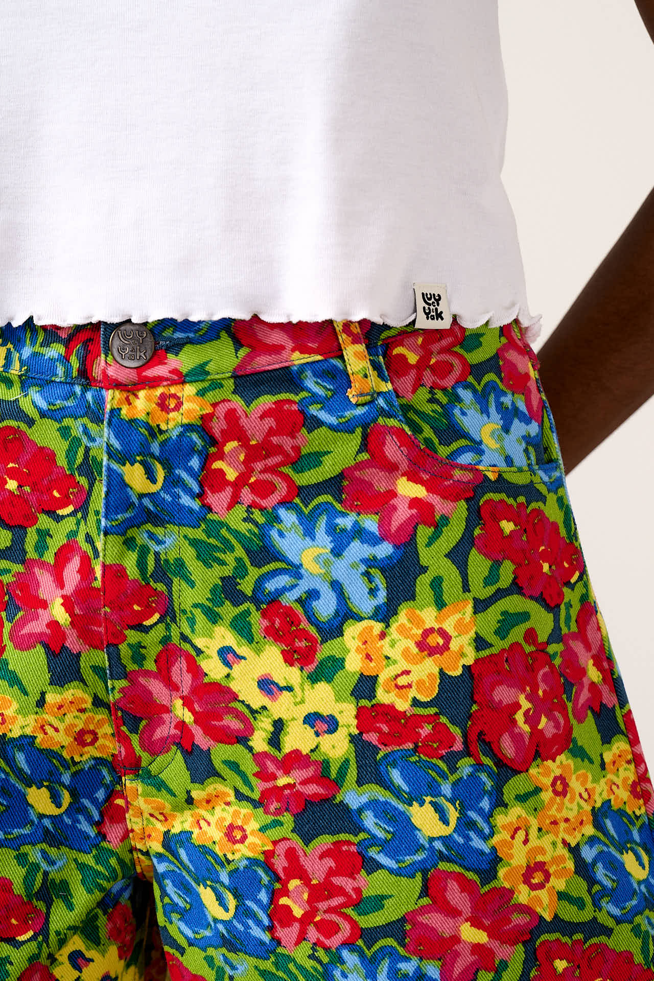 Lexi - Cotton High Waist Shorts in 80s Scribble Floral