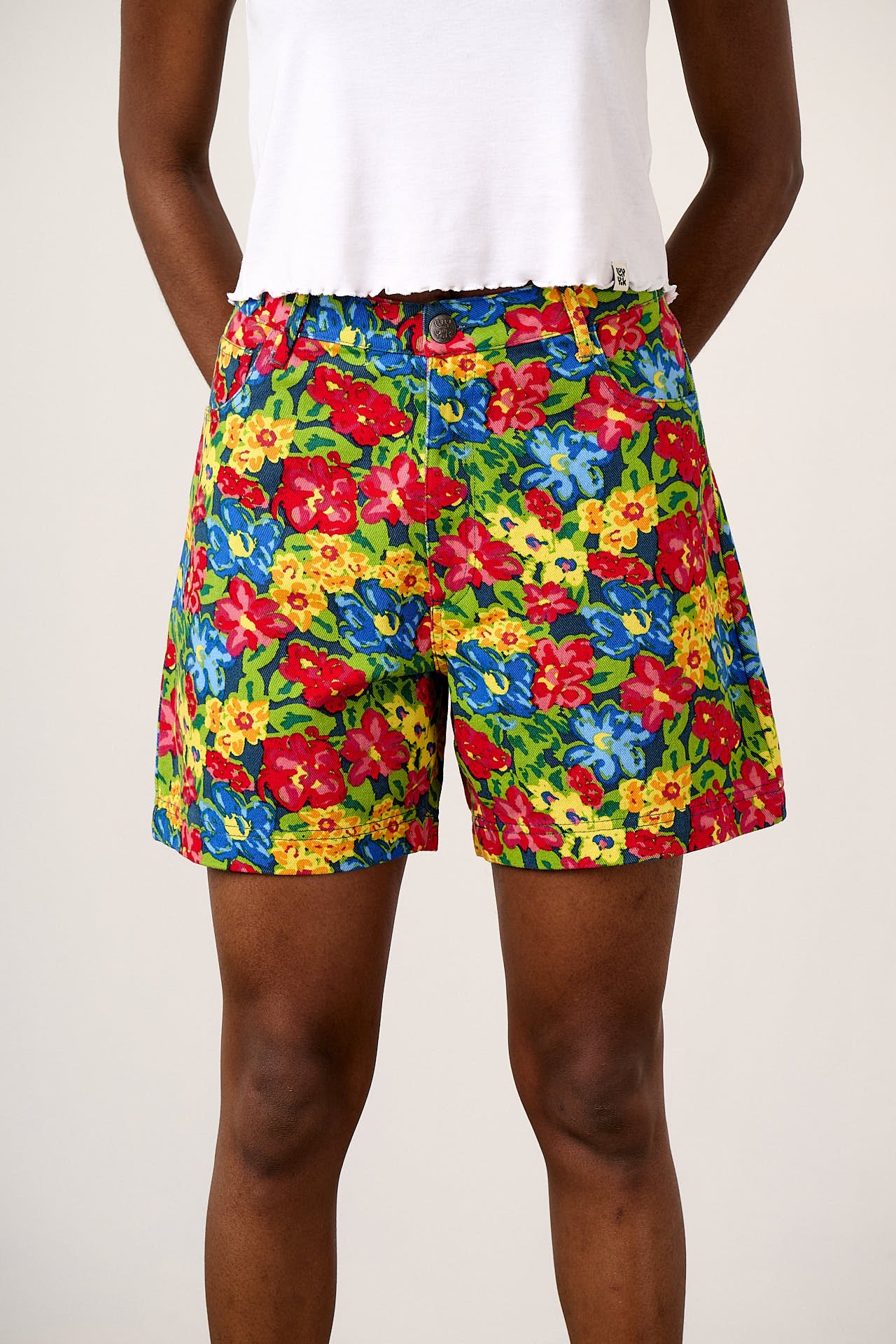 Lexi - Cotton High Waist Shorts in 80s Scribble Floral