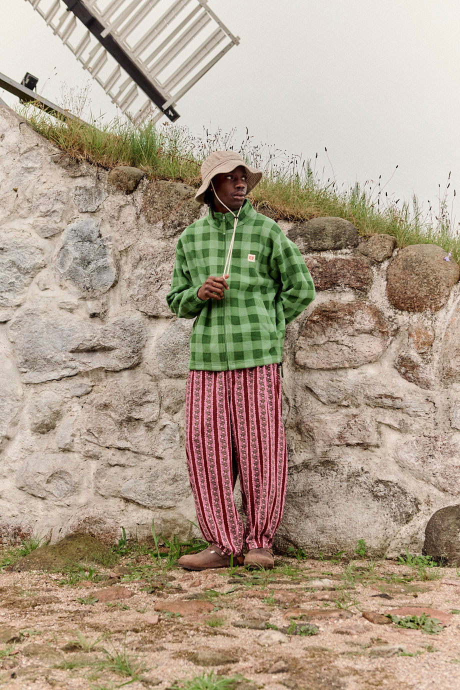 Ashby - Cotton Barrel Leg Trousers in Folk Floral Stripe