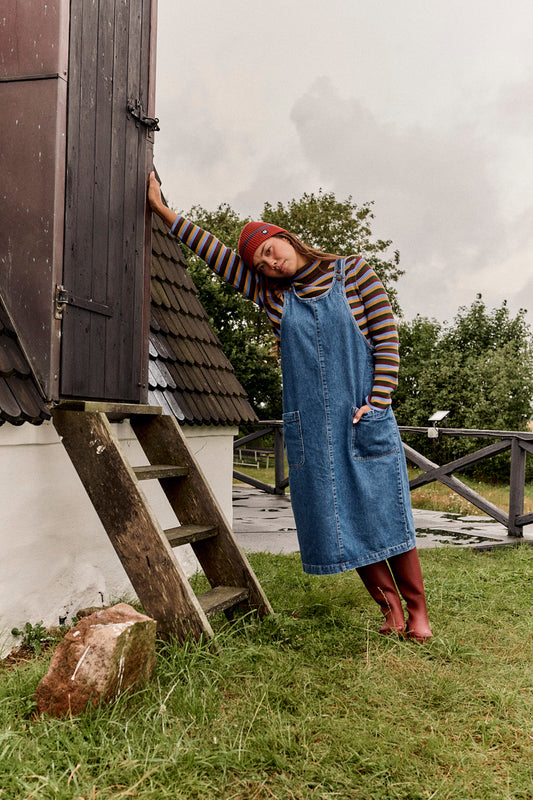 Lily - Denim Midi Dress in Mid Wash