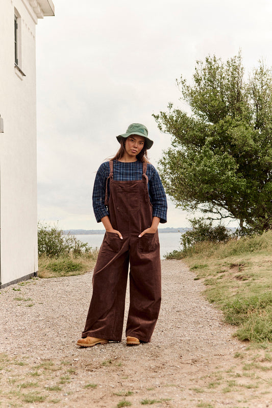 Arlo - Cord Wide Leg Dungarees in Chocolate