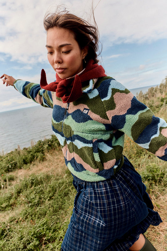 Finley - Borg Fleece Jacket in Earthy Landscape