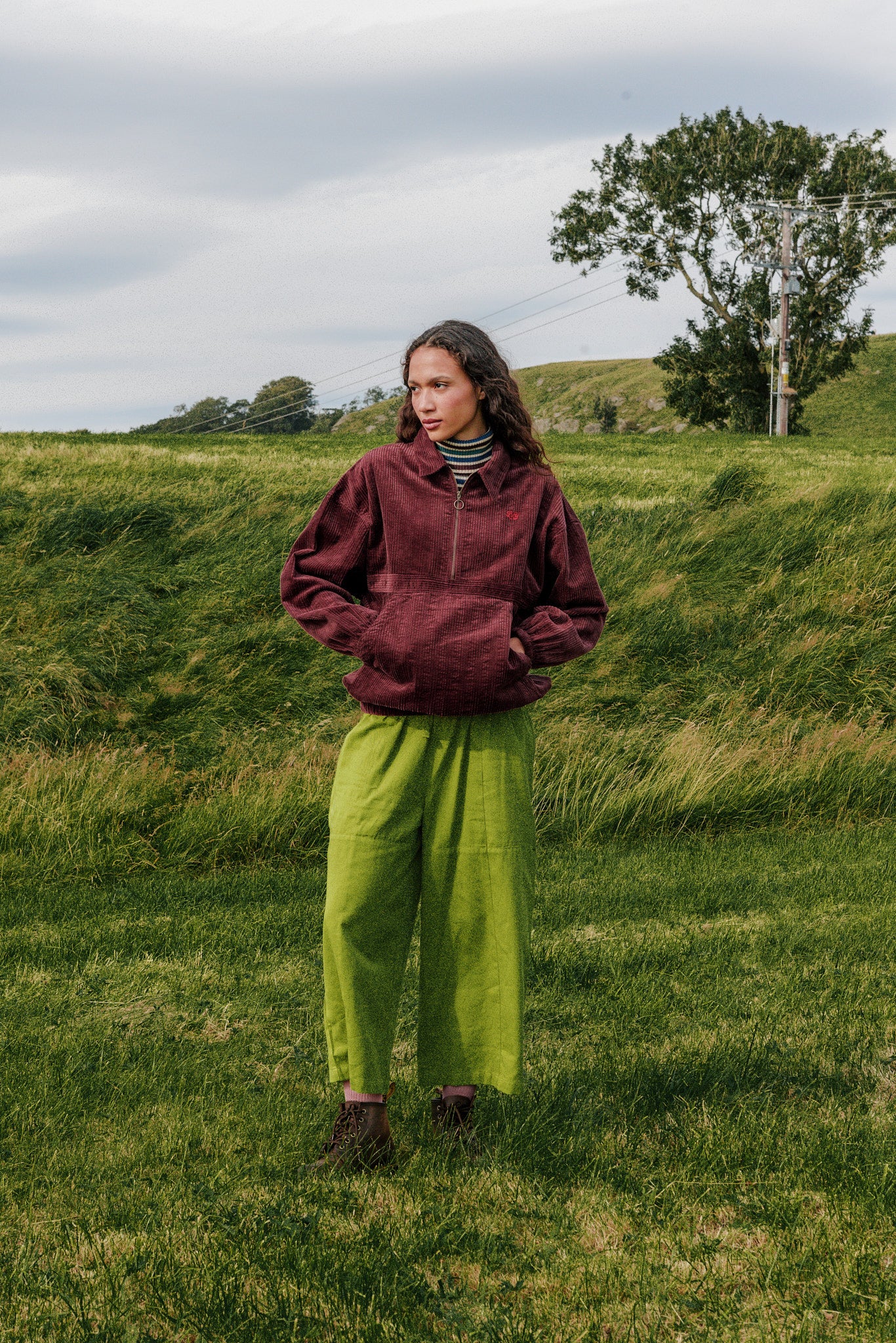 Hiezu - Corduroy Jacket in Burgundy