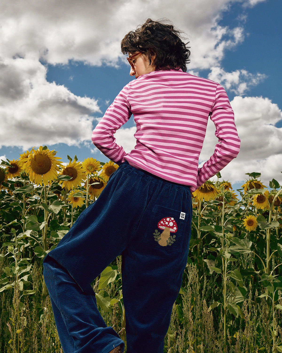 Norris - Wide Leg Corduroy Trousers in Navy with Mushroom Emb