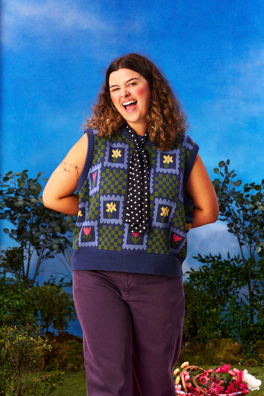 Saffle - Cotton Knitted Vest in Tulip Checkerboard