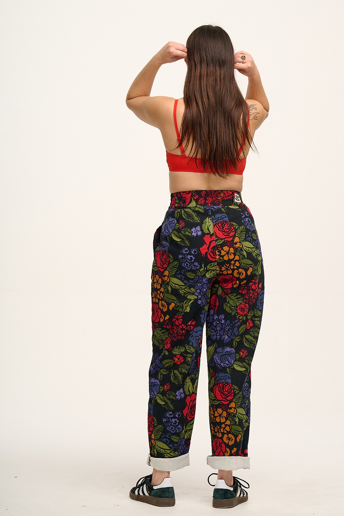 Women Mustard Big Floral Pencil Pants, Ladies Cotton Trouser, Women Cotton  Trouser, लेडीज़ कॉटन पैंट - NOZ2TOZ, New Delhi | ID: 2849144758133