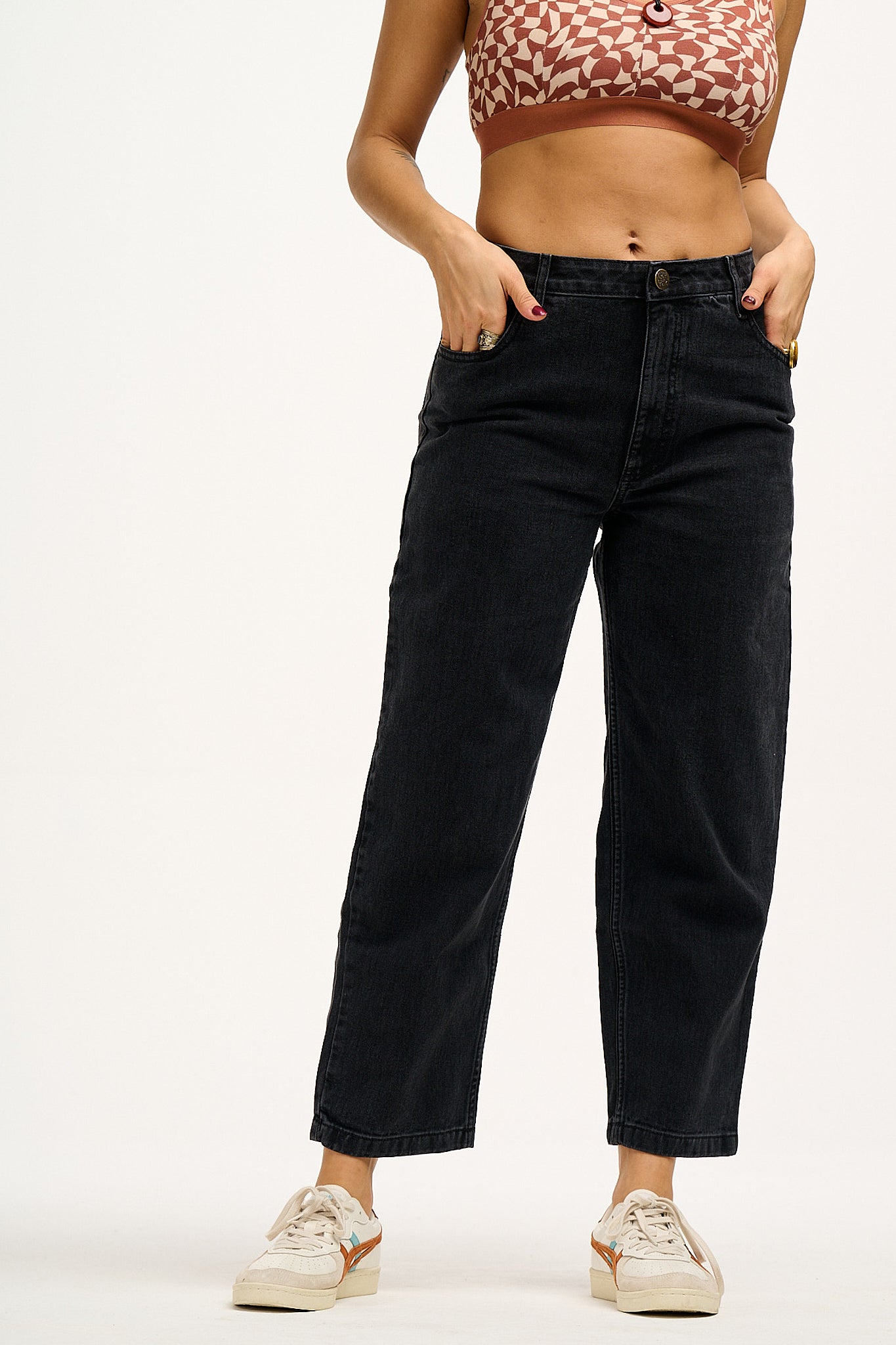 Drew Straight Leg Jeans: ORGANIC DENIM - Washed Black