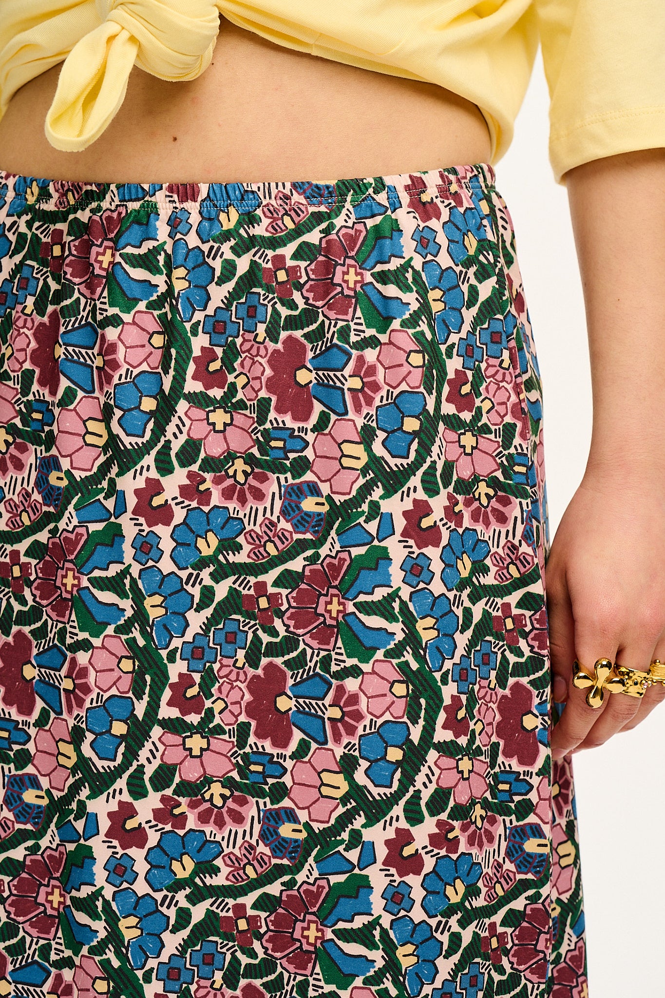 Avril Skirt: RECYCLED POLYESTER - Flora
