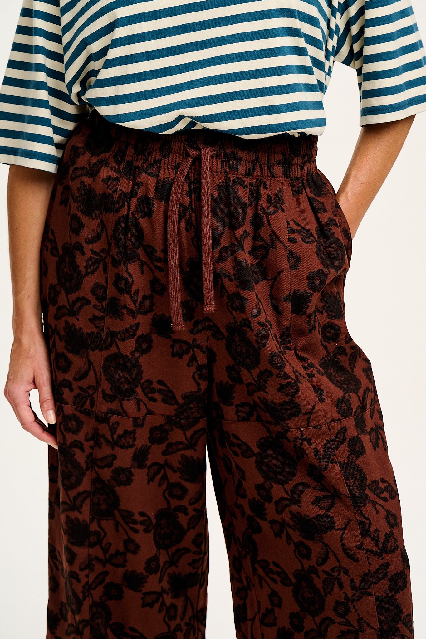 Chuck - Wide Leg Cotton Trousers in Layne Print