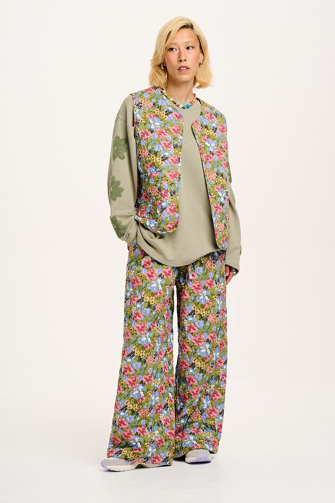 Emery - Reversible Quilted Gilet in Elsinore Floral Print