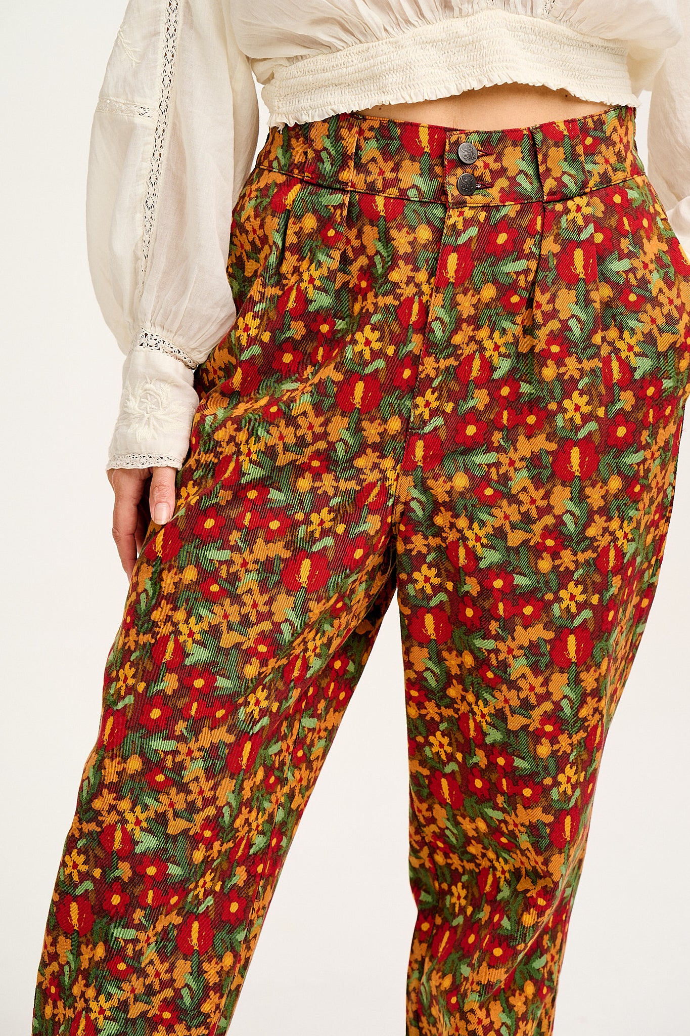 Addison - Tapered Twill Trousers in Rodeo Floral Print