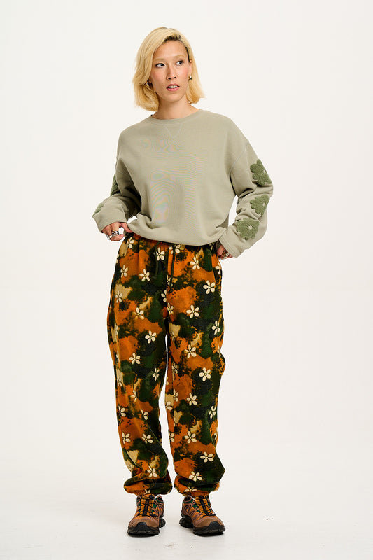 Jamie - Polar Fleece Joggers in Green Daisy Lu Print