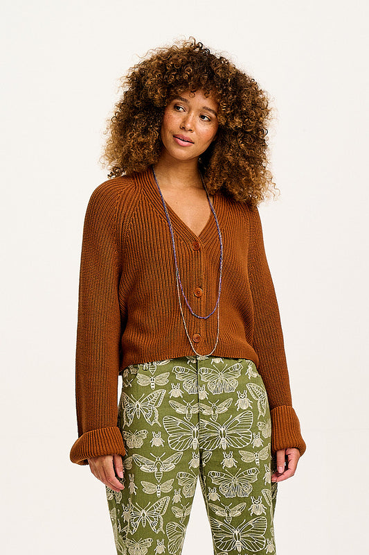 Robyn - V-Neck Knitted Cardigan in Caramel Cafe brown