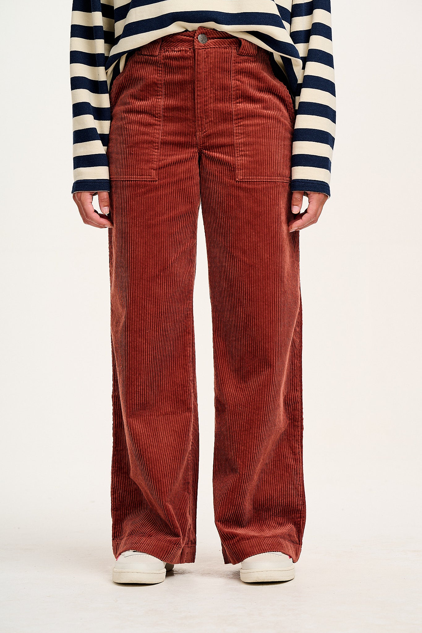 Delores - Wide Leg Corduroy Jeans in Red Saffron