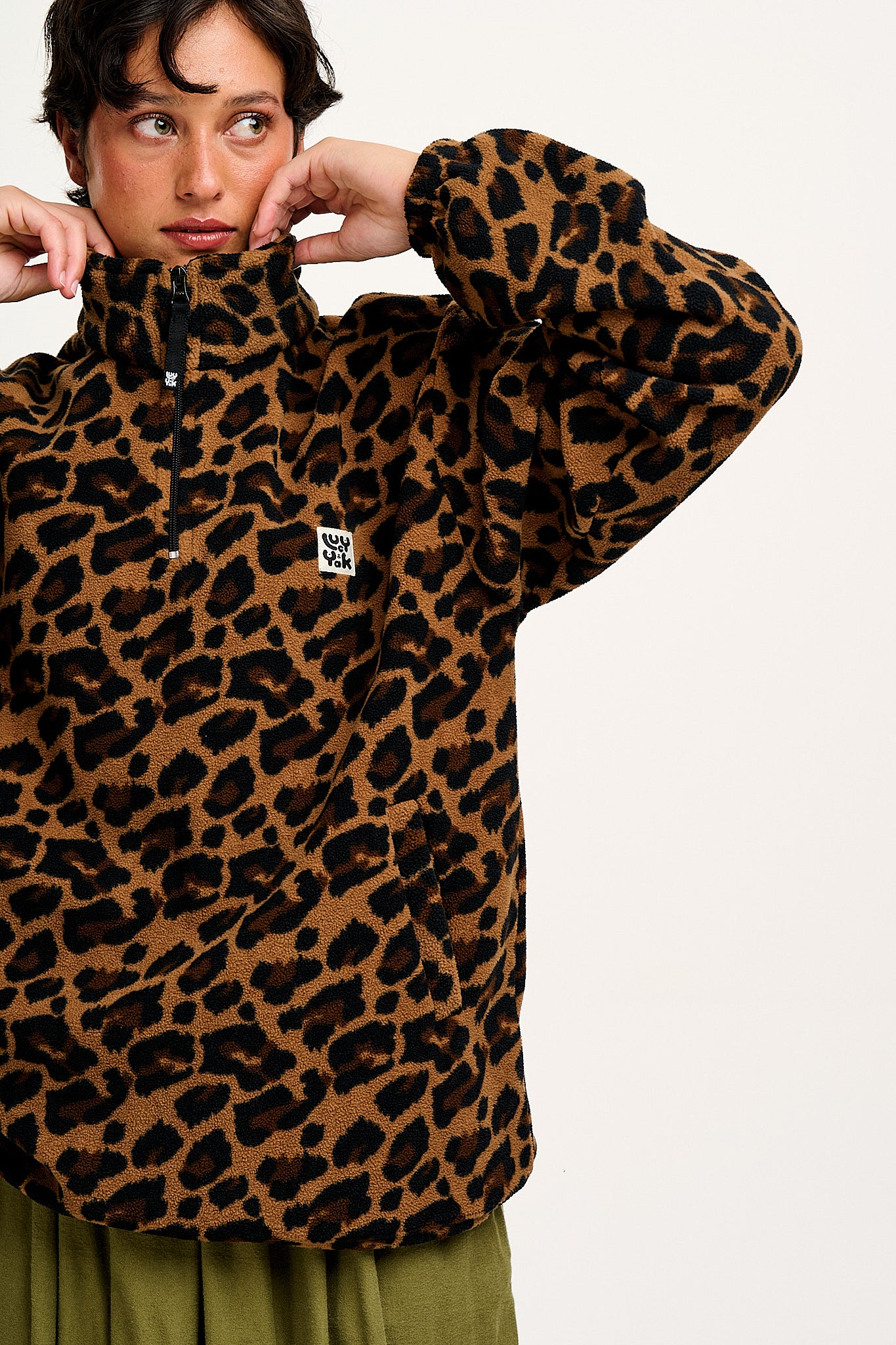 Stevie - Polar Fleece in Leopard Print