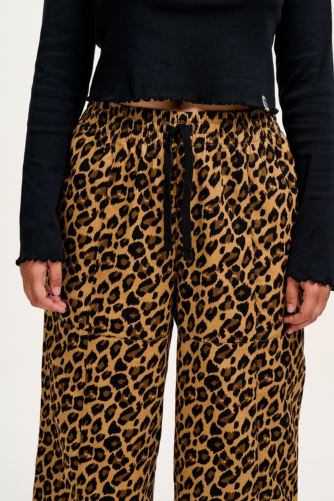 Chuck - Wide Leg Cotton Trousers in Leo Print