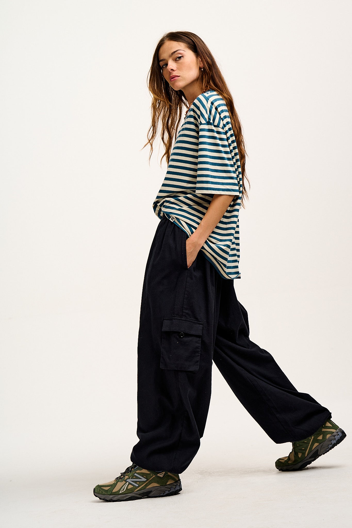 Rumi - Balloon Cotton & Linen Trousers in Black