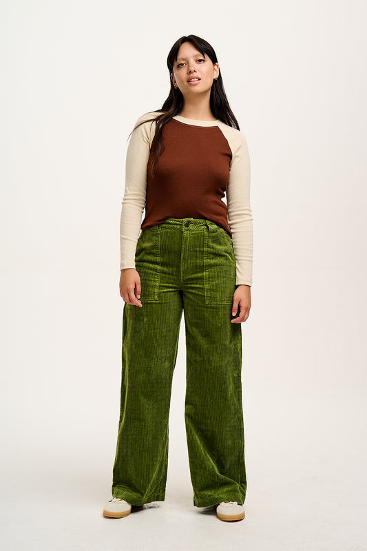 Delores - Wide Leg Corduroy Jeans in Pesto Green