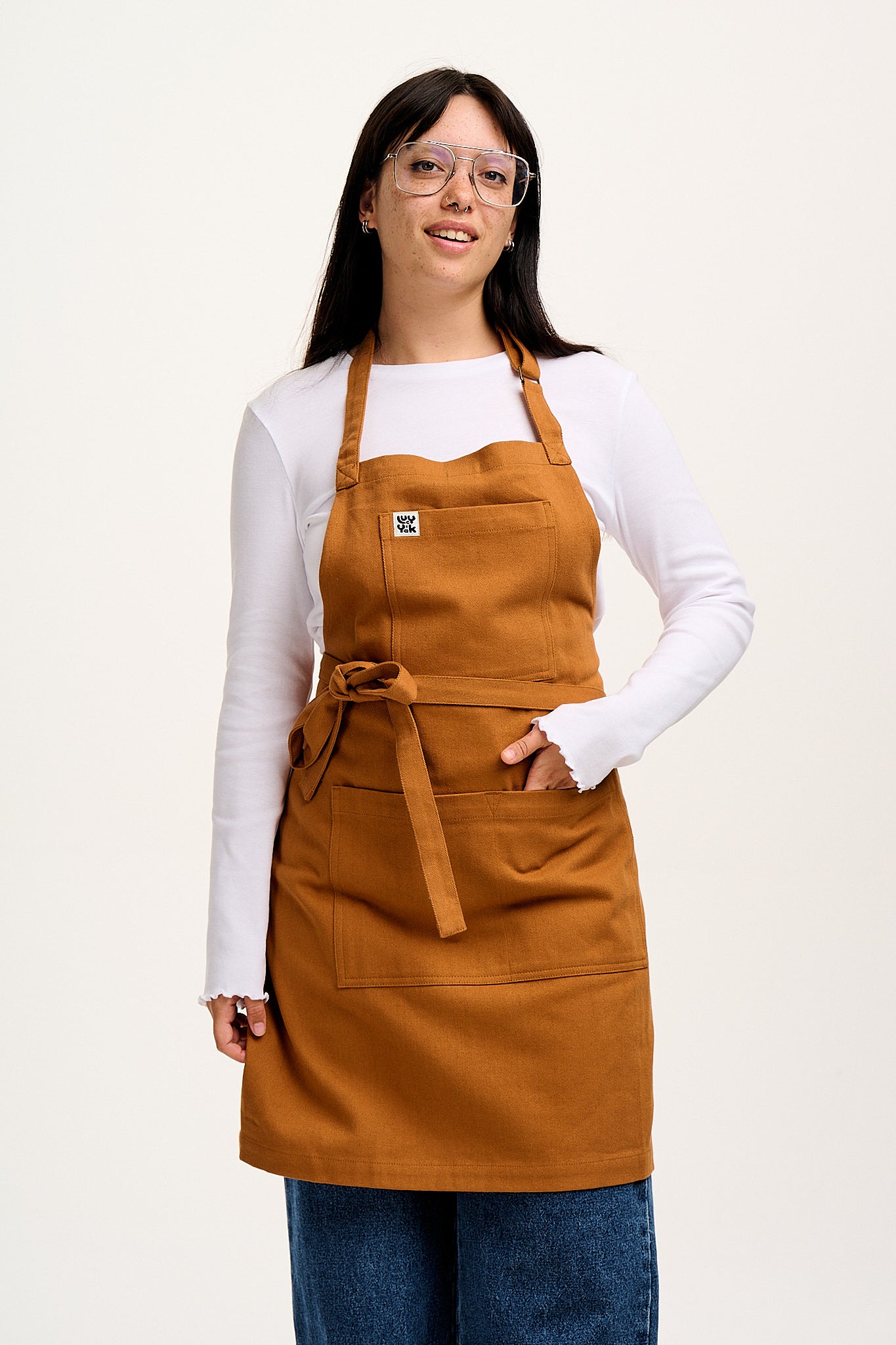 Ada - Heavyweight Cotton Apron in Tan