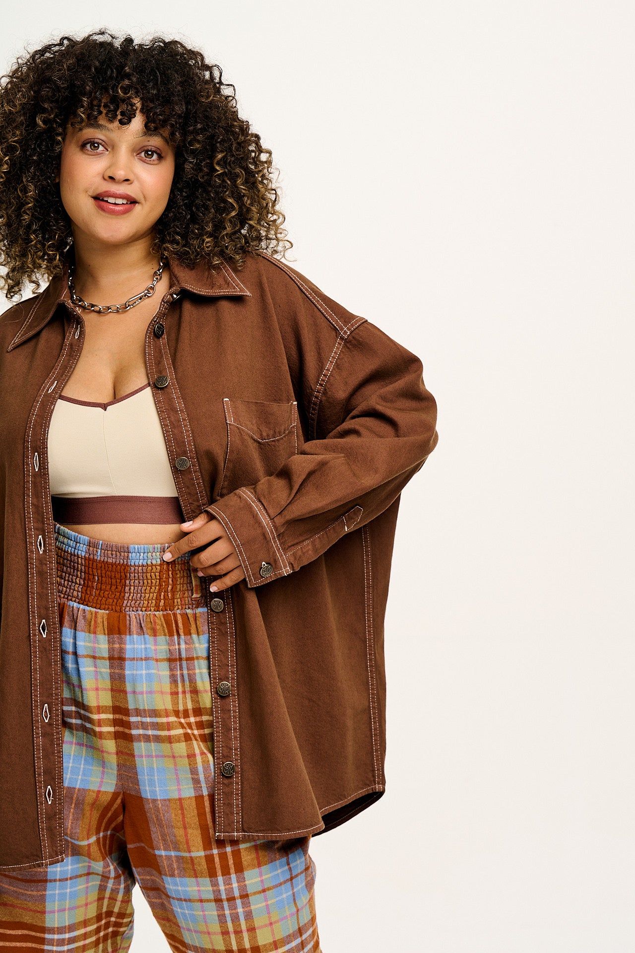 Sydney - Oversized Cotton Shirt in Chestnut Brown