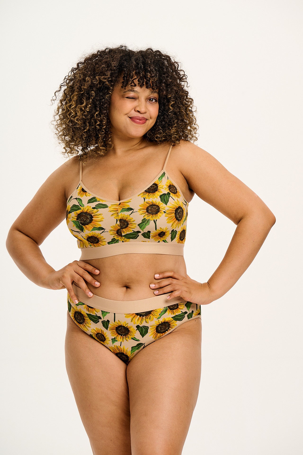 Cora - Cotton & Bamboo Bikini Pant in Cream Sunflower Print