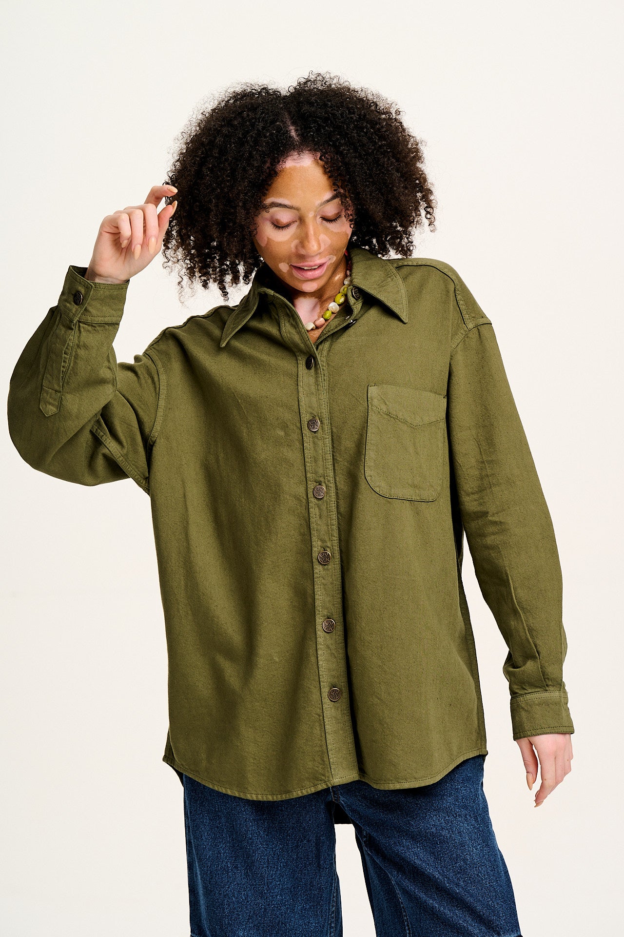 Sydney - Oversized Cotton Shirt in Khaki