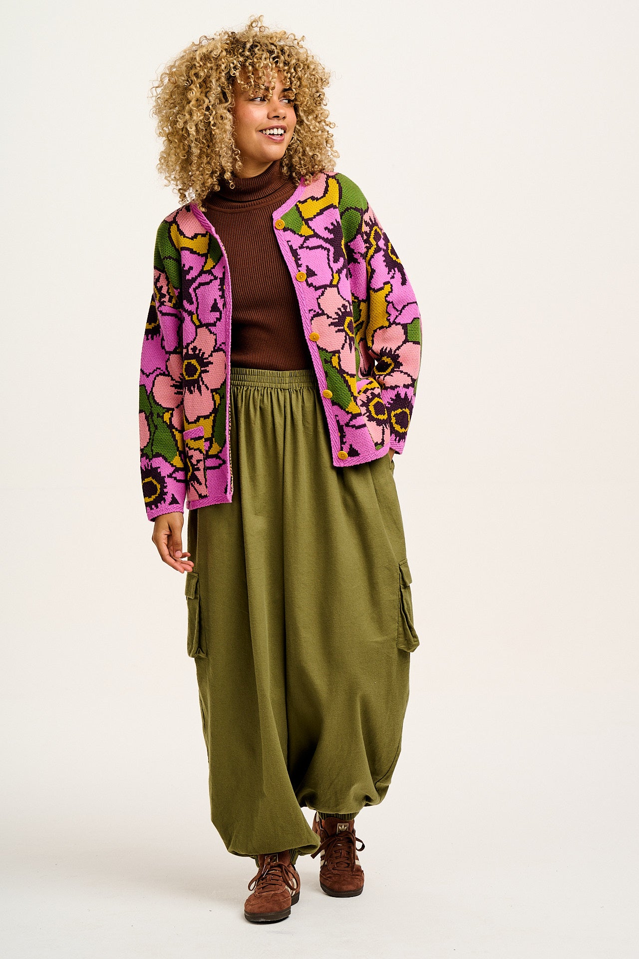 Frederika - Cardigan in Purple Poppies Print