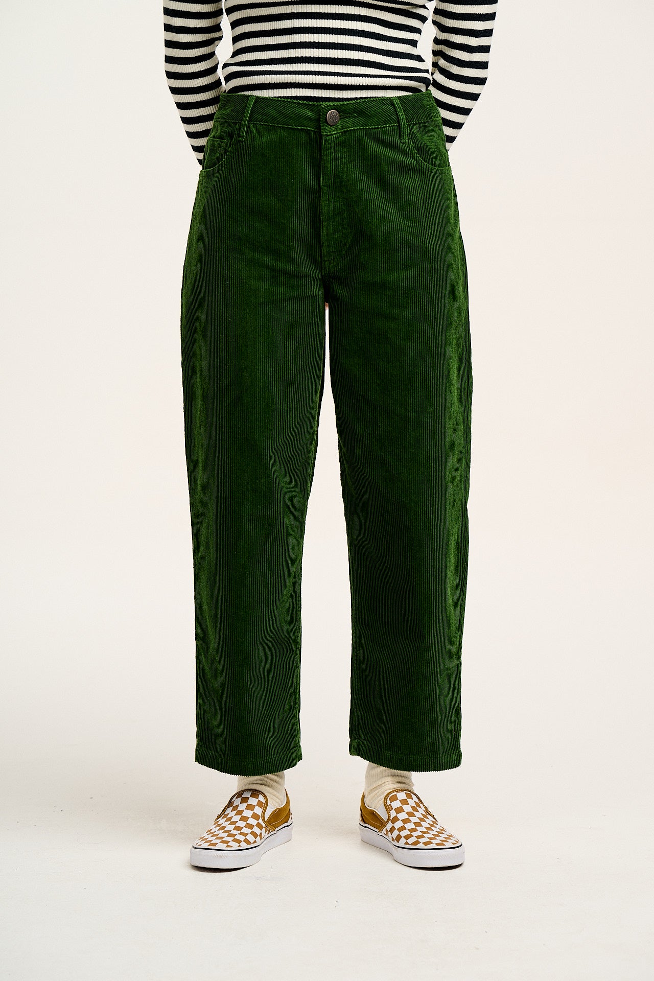 Drew - Cropped Straight Leg Corduroy Trousers in Highland Green