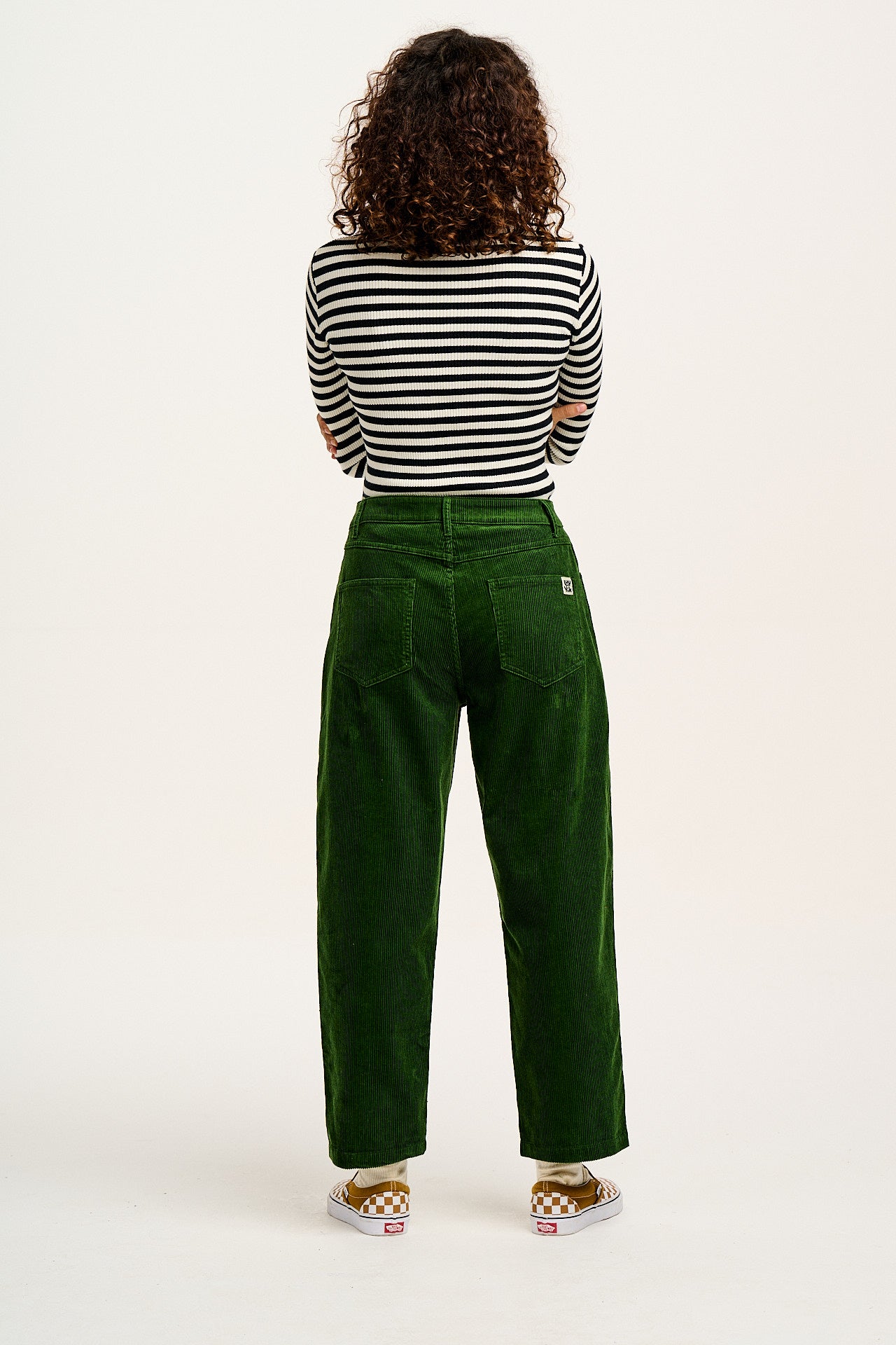 Drew - Cropped Straight Leg Corduroy Trousers in Highland Green