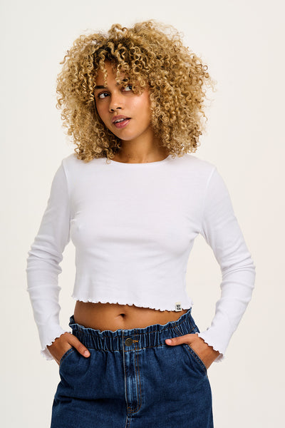 Hansel - Long Sleeve Cotton Crop Top in White – Lucy & Yak