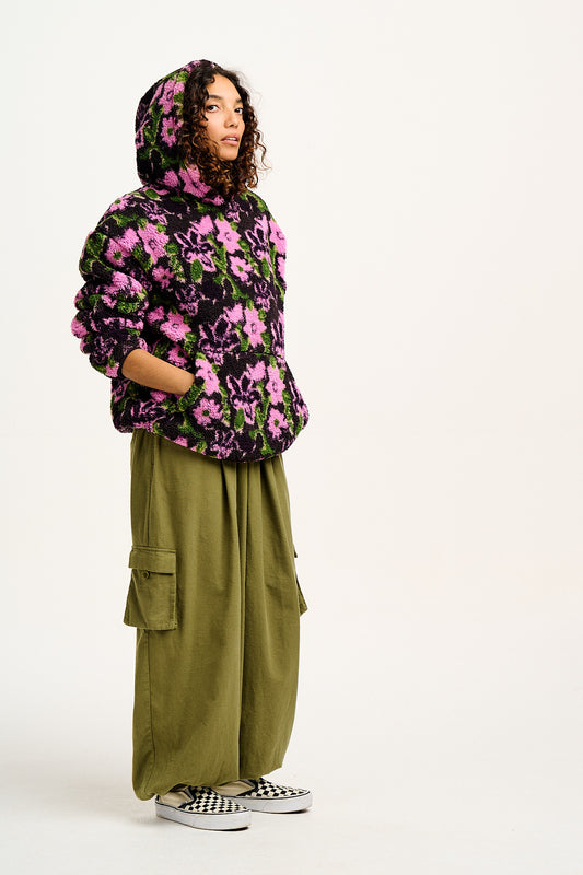 Rory - Borg Fleece Hoodie in Wilderley Floral Print