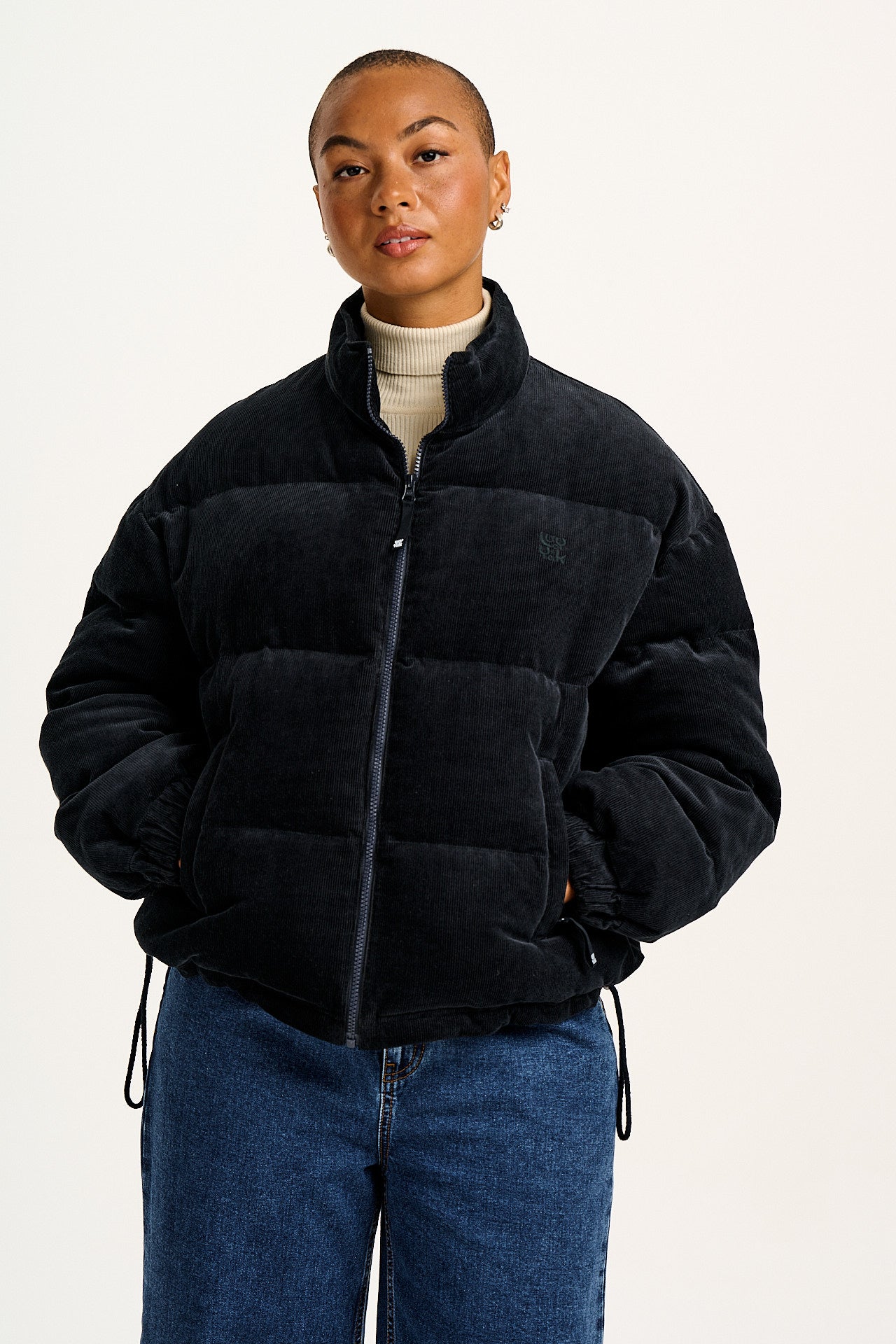 Paloma - Corduroy Puffer Jacket in Black