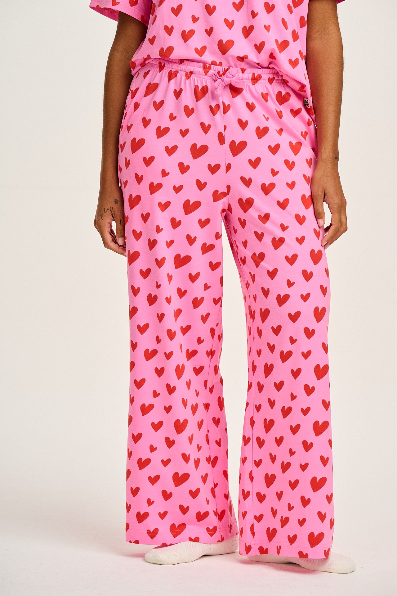 Sabrina - Soft Pyjamas in Cupid Print