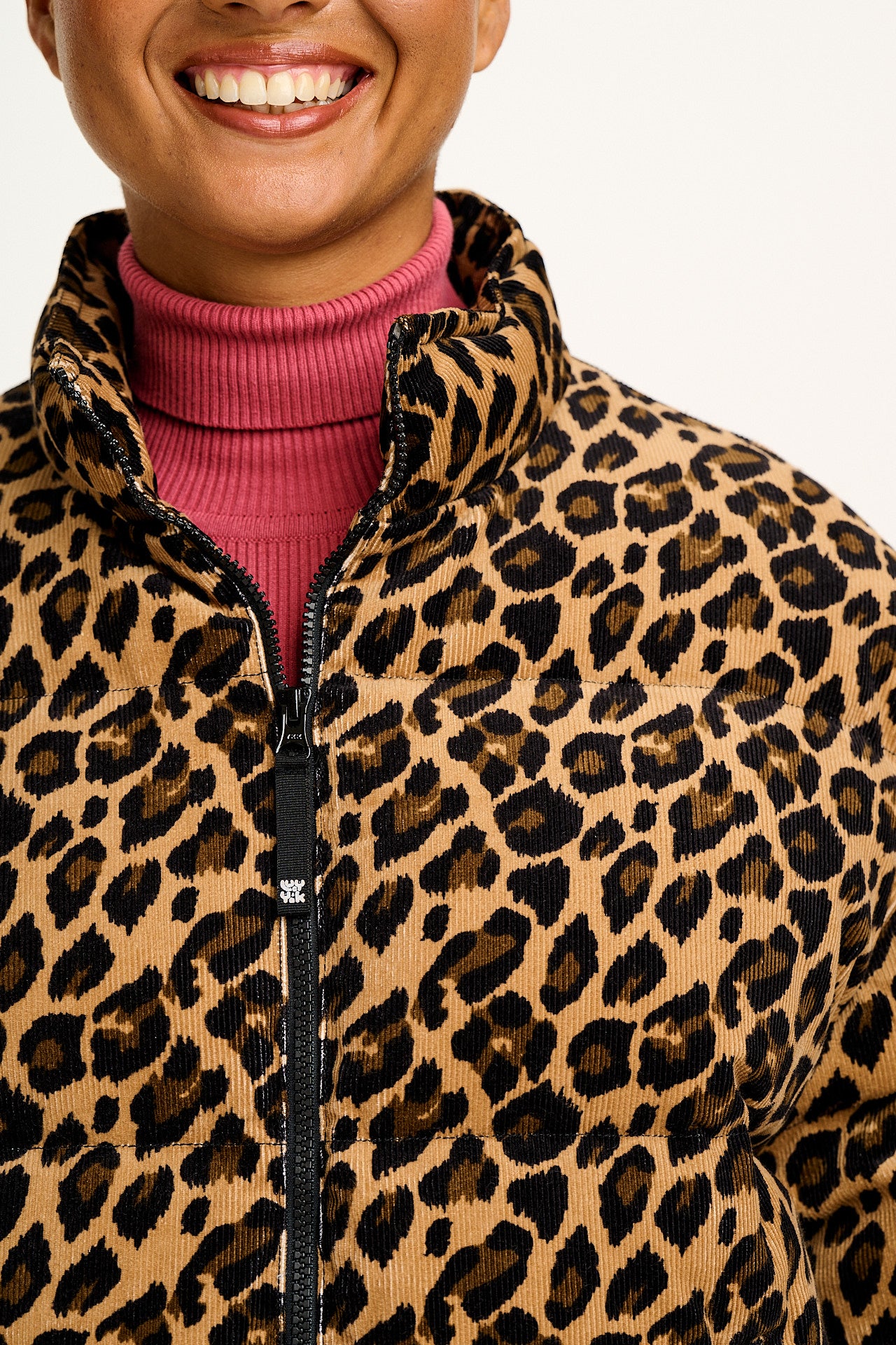 Paloma - Corduroy Puffer Jacket in Leopard Print