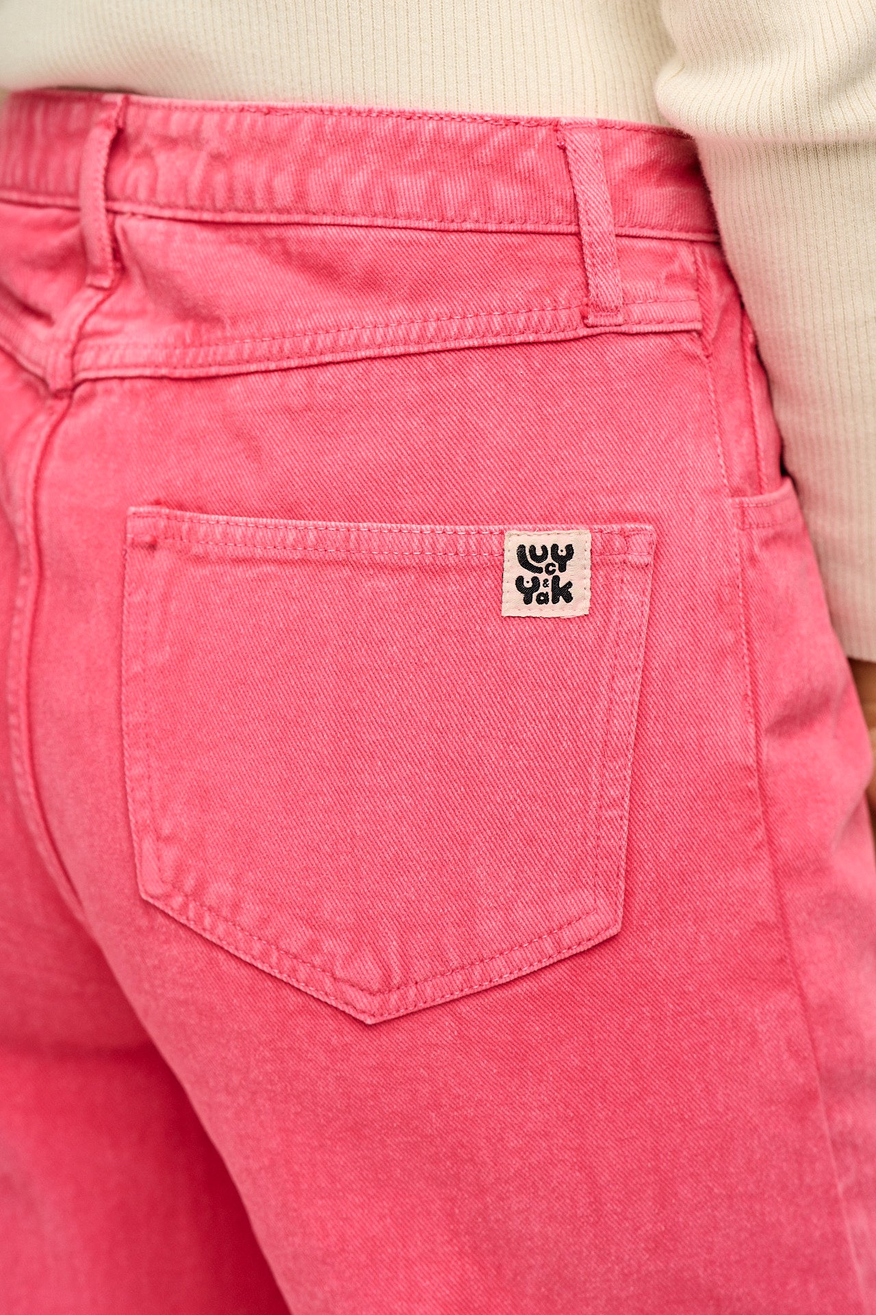 Carter - High Waisted Jeans in Pink Wash