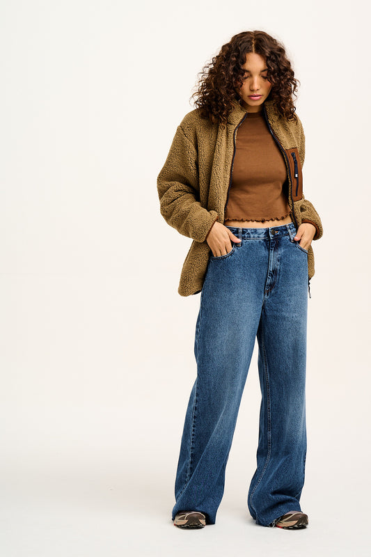 Carter - High Waisted Jeans in Vintage Wash Blue