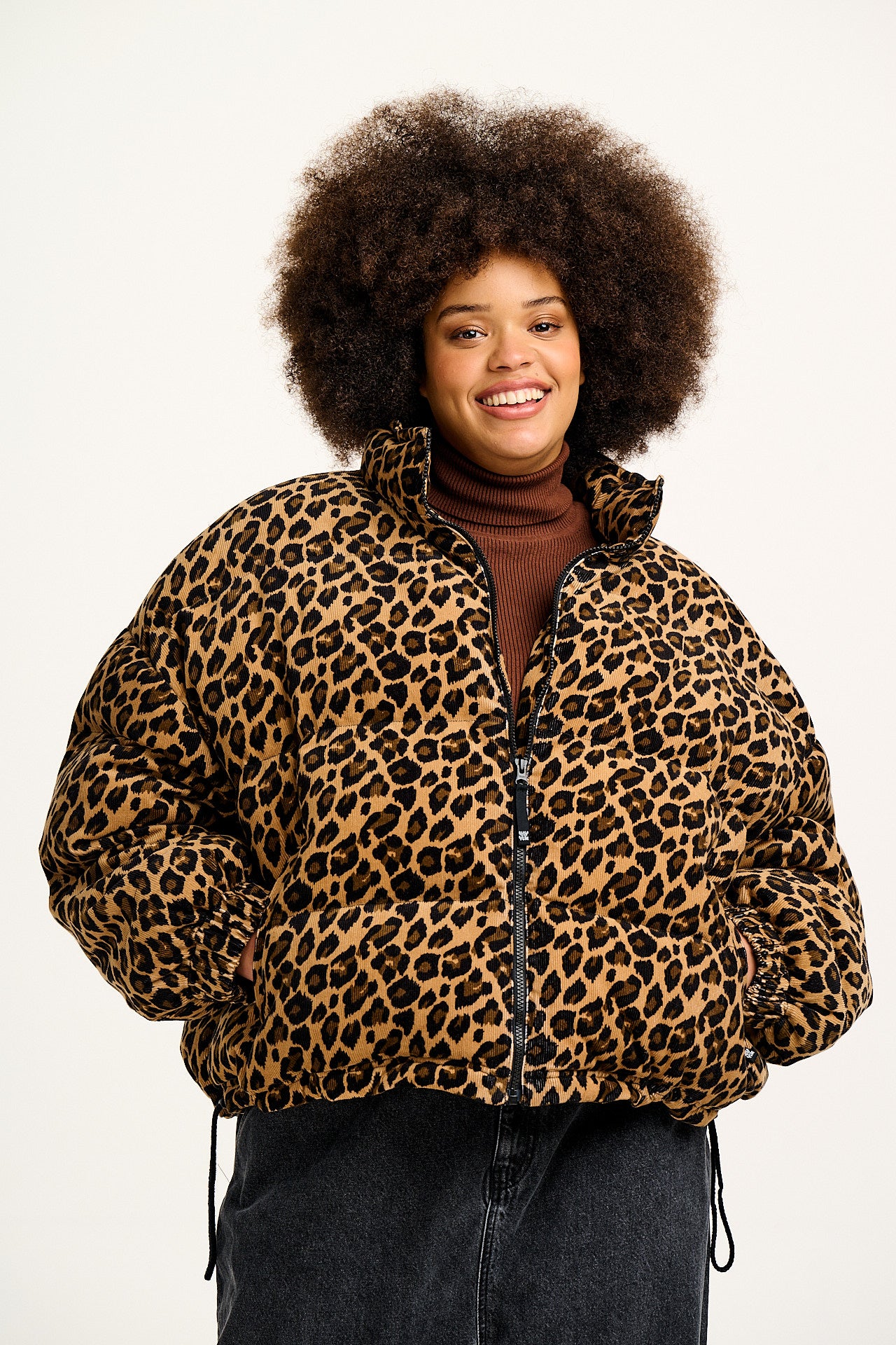 Paloma - Corduroy Puffer Jacket in Leopard Print