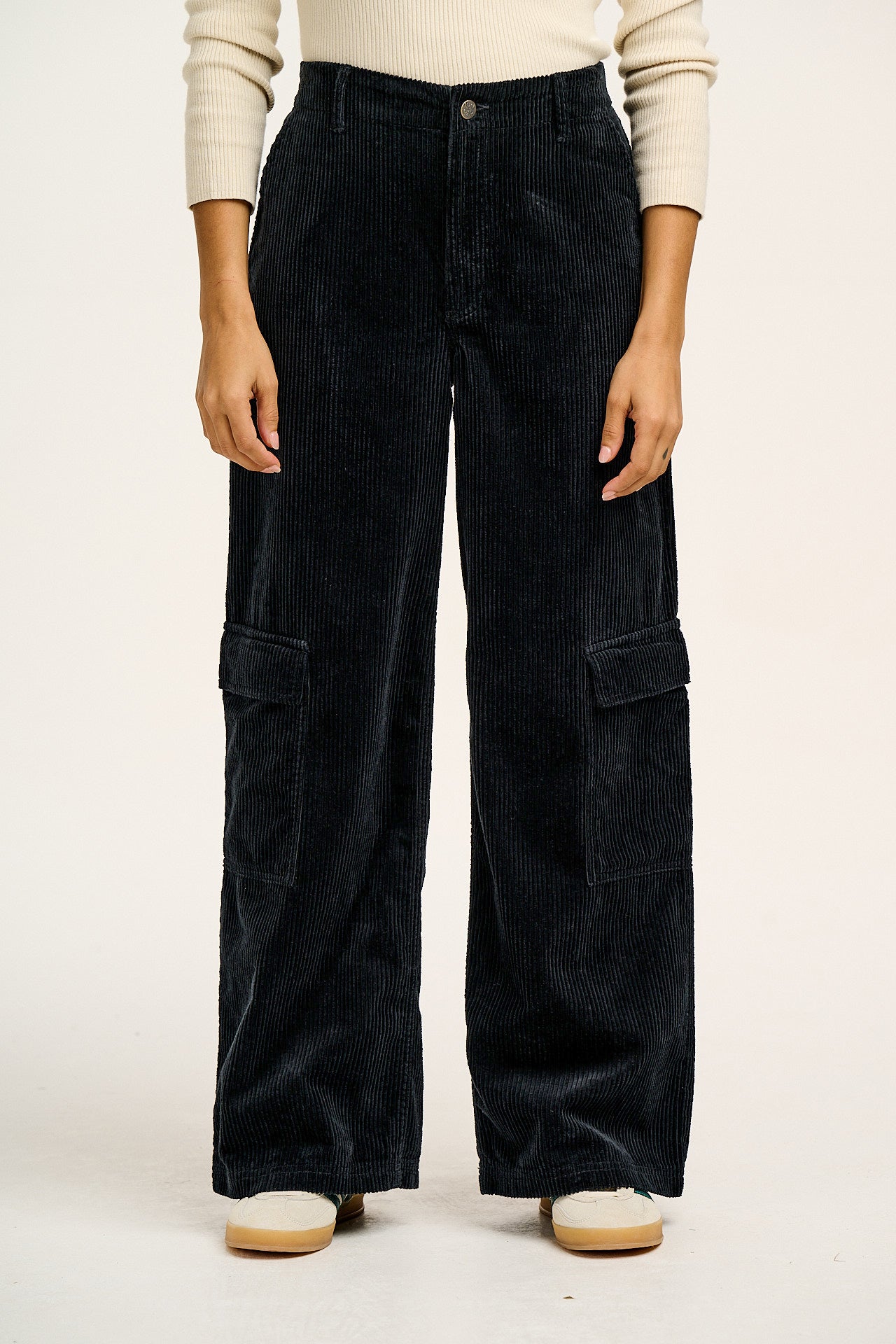 Phoenix - Corduroy Cargo Trousers in Black