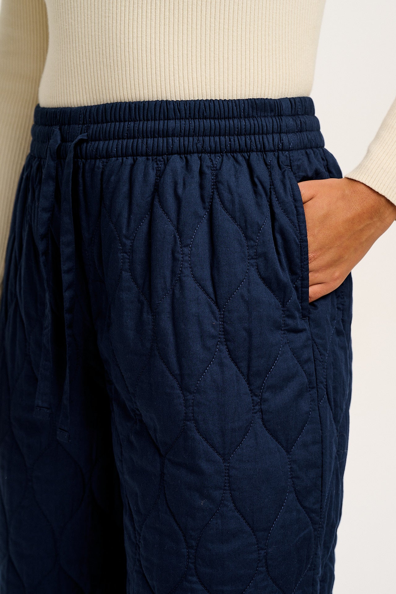 Chester - Quilted Cotton Trousers in Varsity Blue