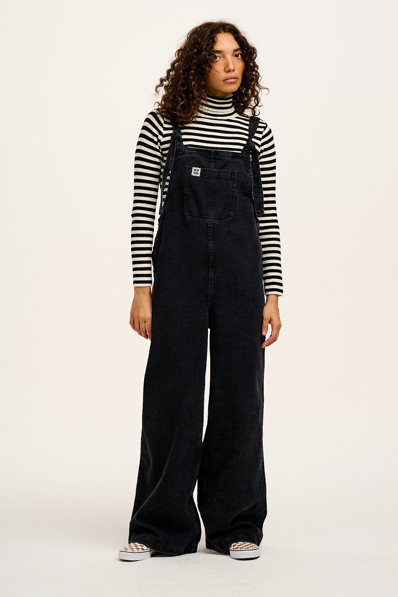 Ali - Baggy Denim Dungarees in Washed Black