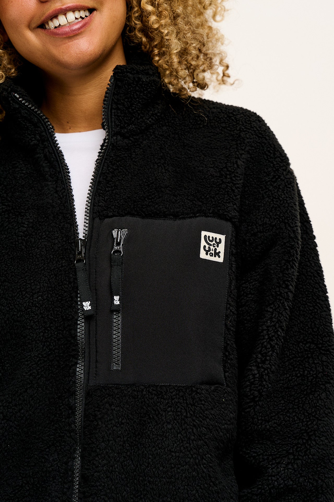 Harper - Borg Fleece Jacket in Black