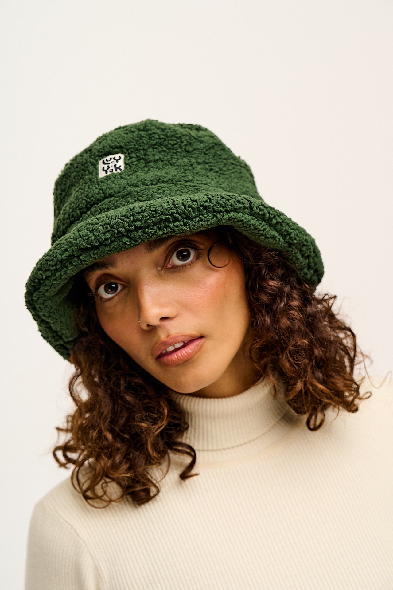 Travis - Borg Fleece Bucket Hat in Pine Green