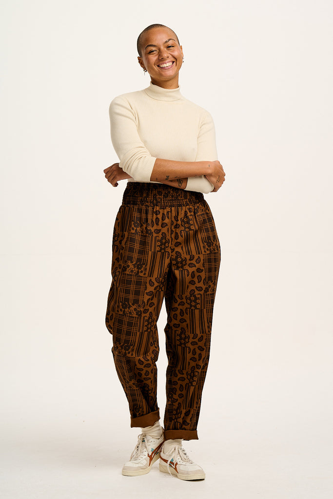 Alexa - Cotton Trousers in Brown Penny Patchwork Print