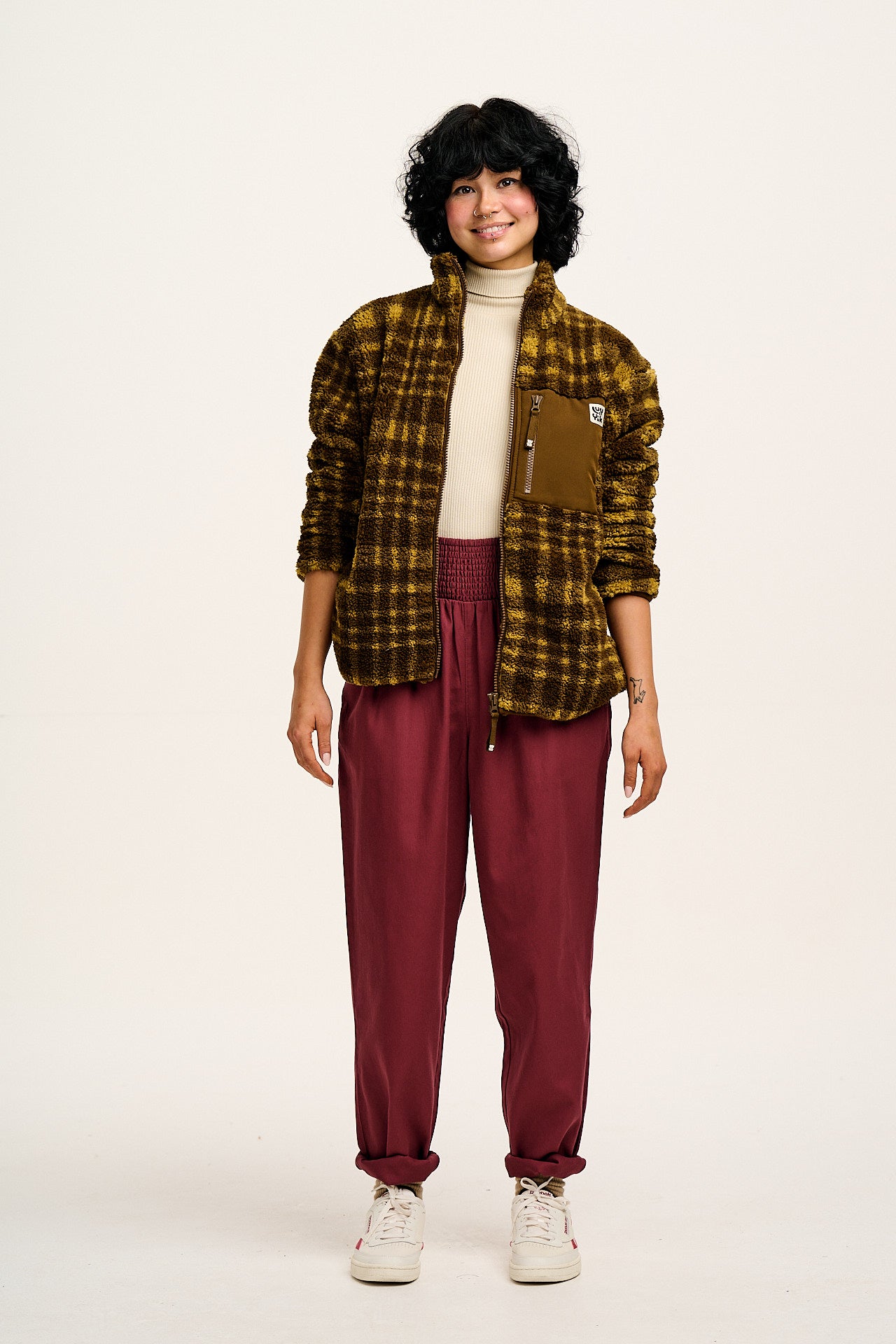 Alexa - Cotton Trousers in Merlot Red