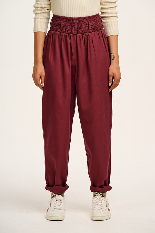 Alexa - Cotton Trousers in Merlot Red