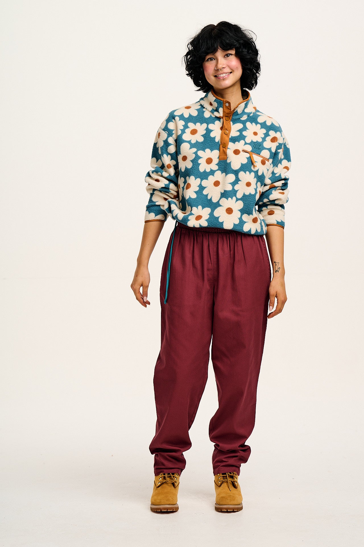 Alexa - Cotton Trousers in Merlot Red