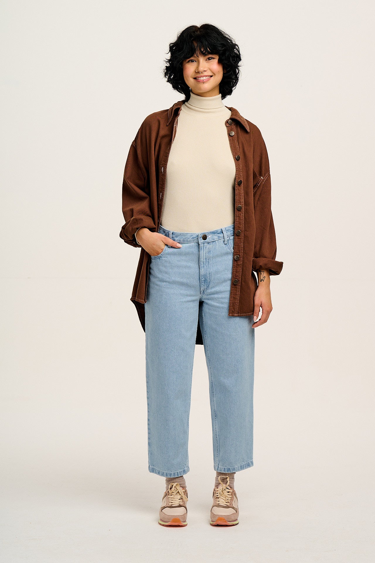 Sydney - Oversized Cotton Shirt in Chestnut Brown