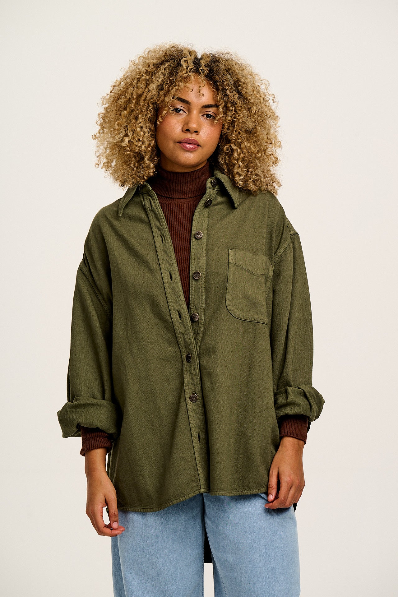 Sydney - Oversized Cotton Shirt in Khaki